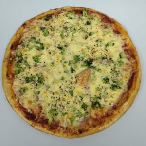 PIZZA BROKOLICOVÁ SE ŠUNKOU