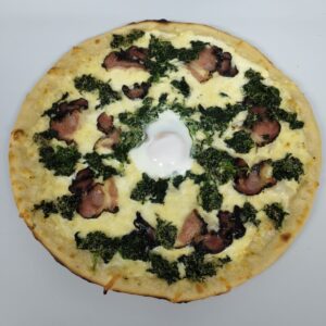 PIZZA ŠPENÁTOVÁ SE SMETANOU